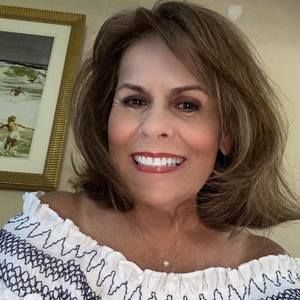 Meet your Posher, Sandy